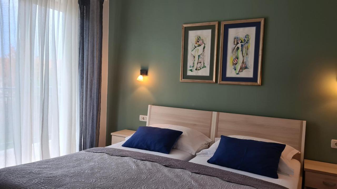 Villa Amalia Apartment 2 Малинска Екстериор снимка