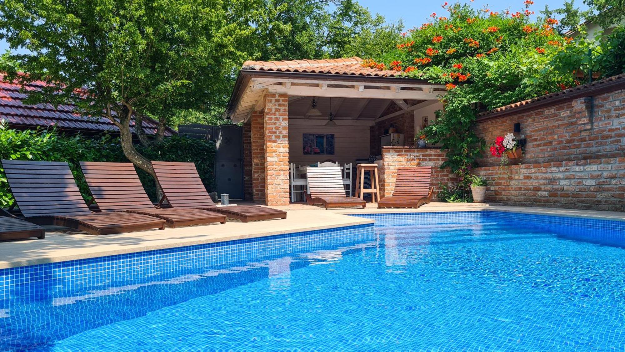 Villa Amalia Apartment 2 Малинска Екстериор снимка