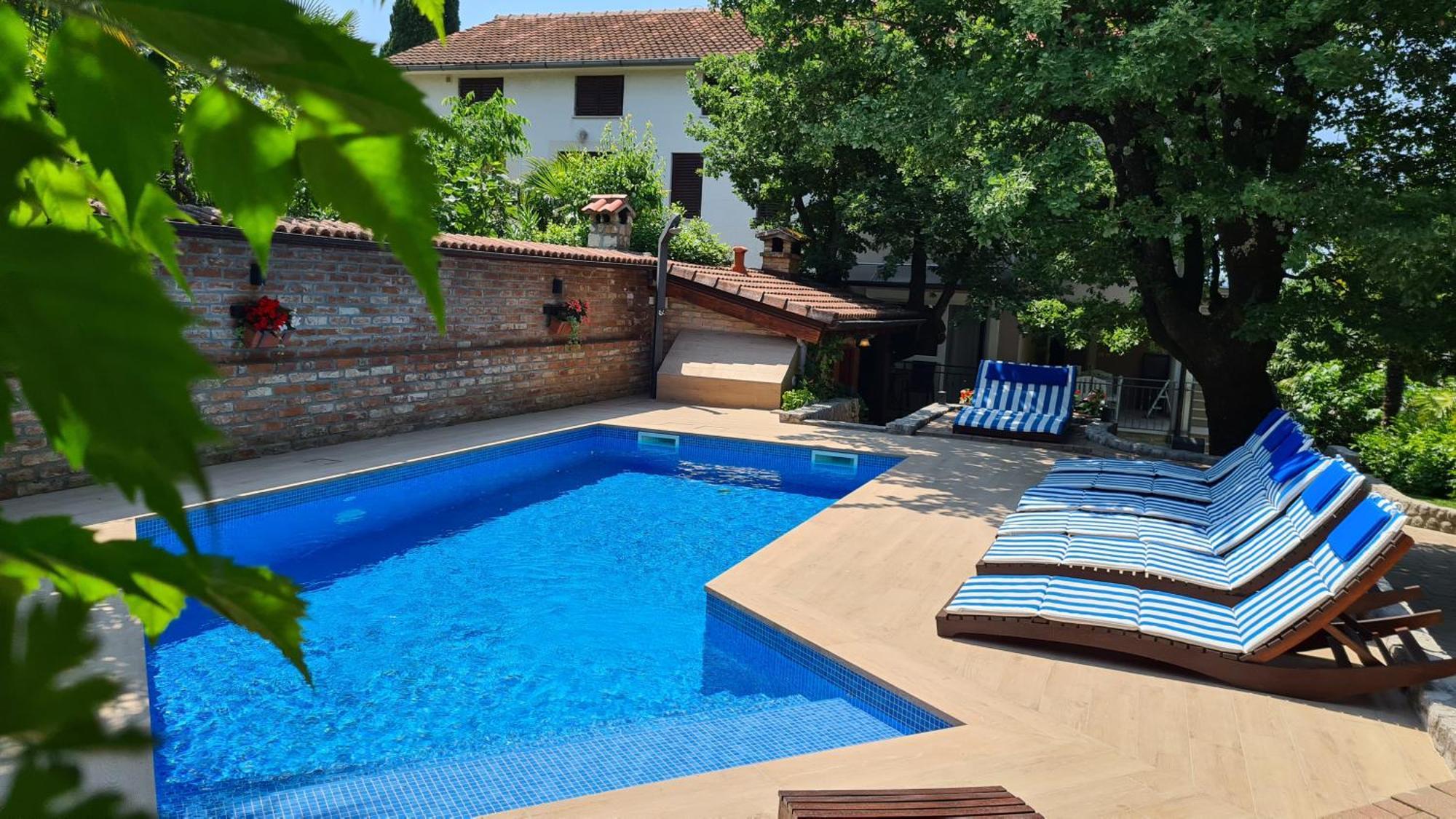 Villa Amalia Apartment 2 Малинска Екстериор снимка
