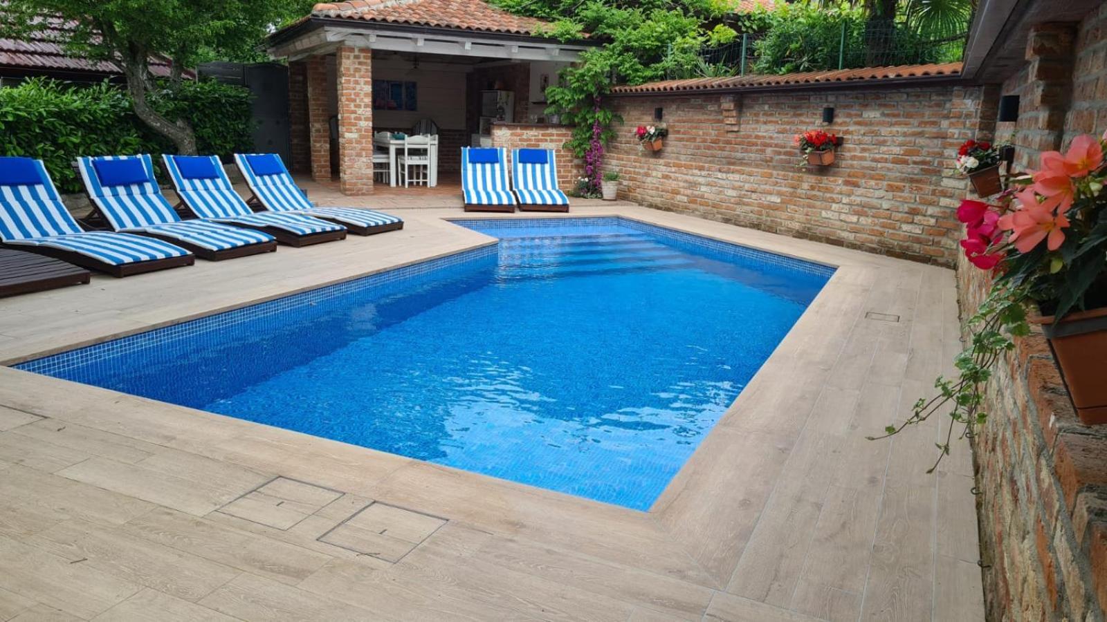 Villa Amalia Apartment 2 Малинска Екстериор снимка